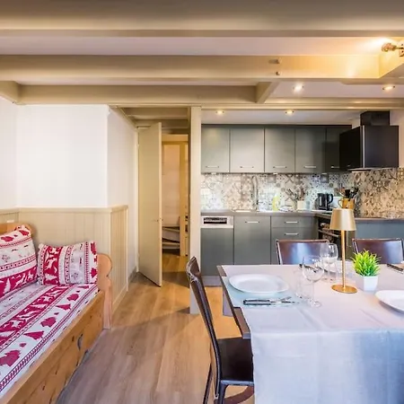 Ancolie - Beautiful 6-people Close To Lifts - By Cozee Apartment